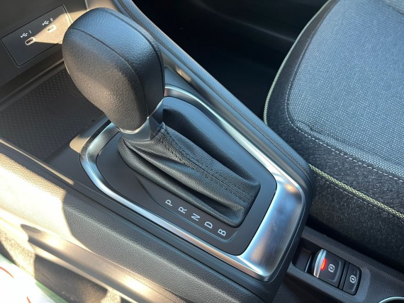 RENAULT Captur Captur E-Tech-017.jpg